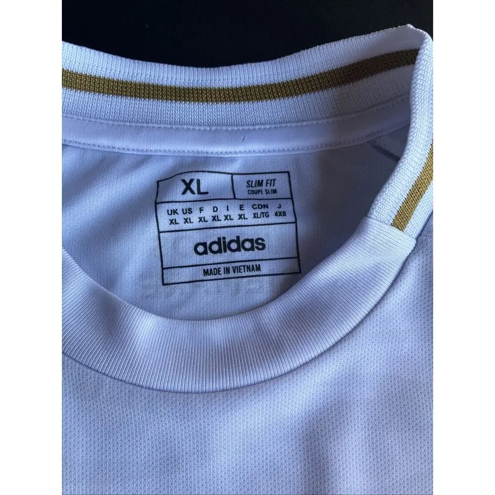 Peru 2023-24 home jersey Size M with World Cup Qualifiers patch Authentic FIFA